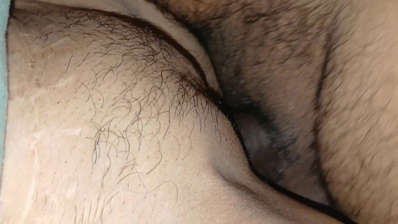 Kimmo: Bathing Bhabhi Boobs Press
