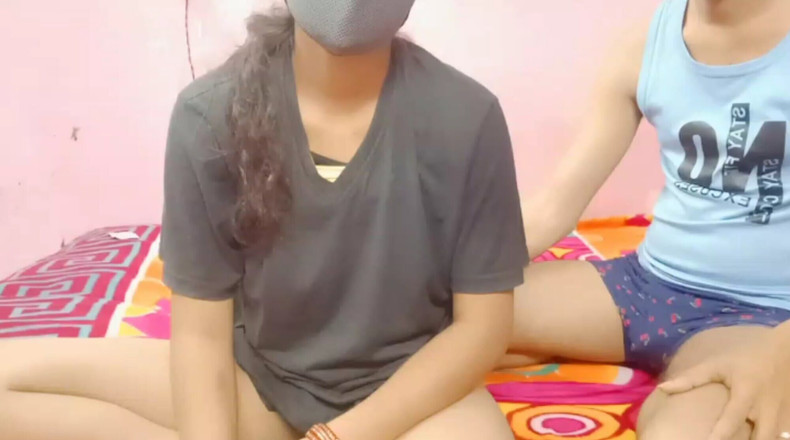 Hotannudown: Ošukal jsem svou přítelkyni a vystříkal se jí do kundičky