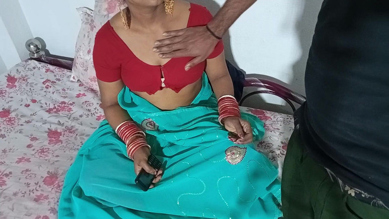 FireeCouple: Bengaalse Bhabhi kreeg het huis bevrijd van de huisbaas en...