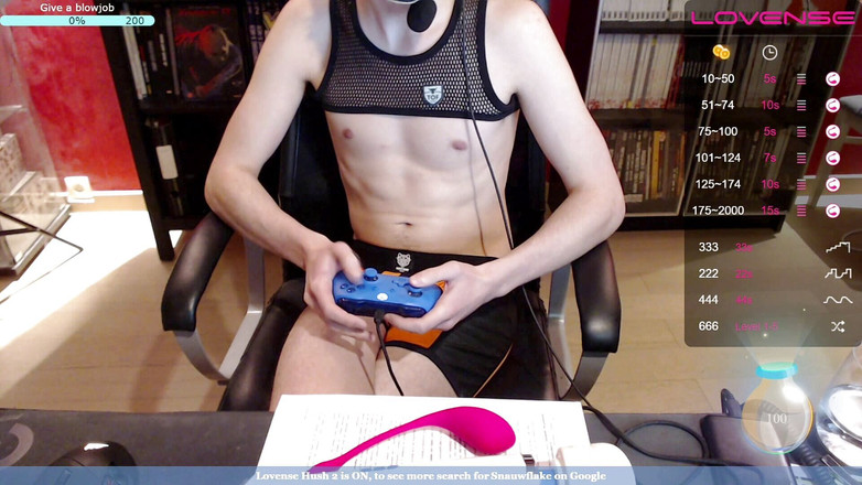 Snauwflake: Snauwflake在chaturbate玩得很开心 - 第6部分