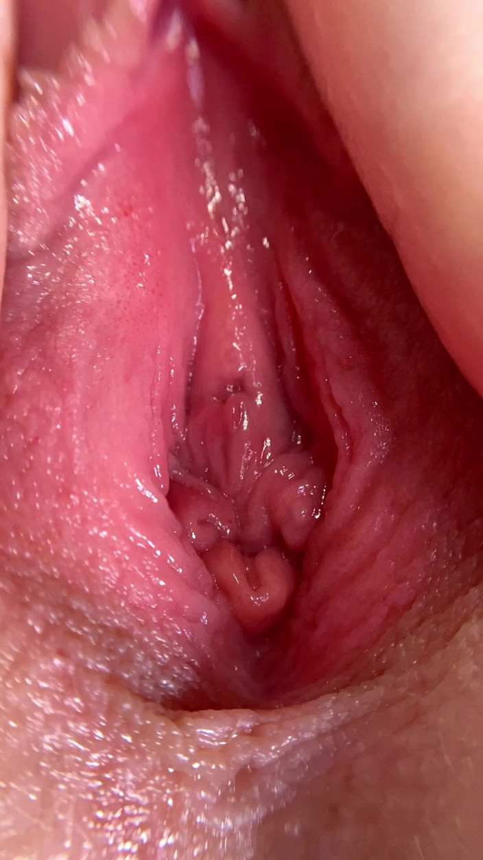 AmyHi: Super Close-up Wet Pink Pussy and Clit Orgasm