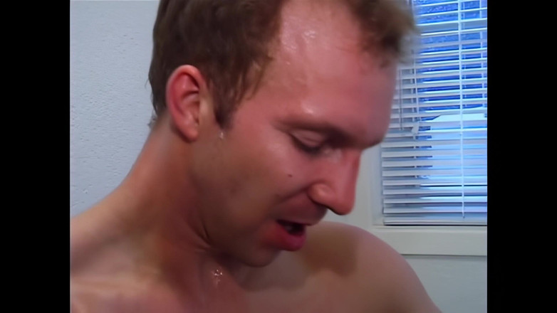 RATATATA!: Ayam Keras Besar Untuk Berambut Perang Muda Yang Ingin Berasa...