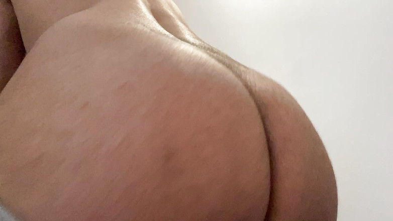 Damien Custo: Gay Twerk Daddy Bears berpantat besar