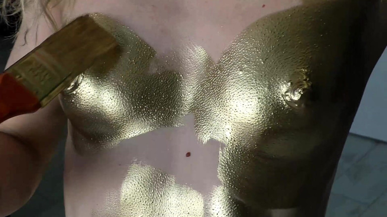 Laloka4you: Seni bodysuit emas yang indah dan seks lembut dengan kecantikan...