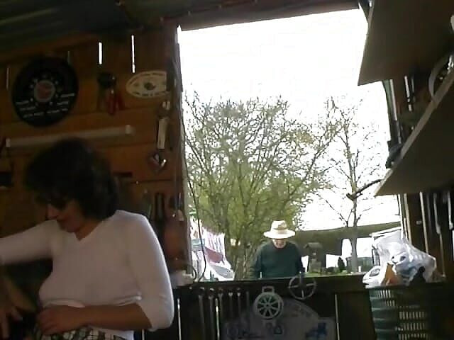 Videos Francaises: Olağanüstü Fransız piliç erkek arkadaşını nasıl düzgün bir şekilde memnun etmek...