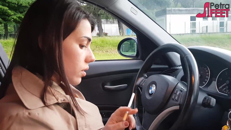 Smokin Fetish: Petra loves to smoke ciggaretes in her car