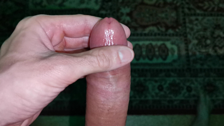 SEXY_GUYBEST: Énorme masturbation pré-cumiculée et juteuse d’un grand