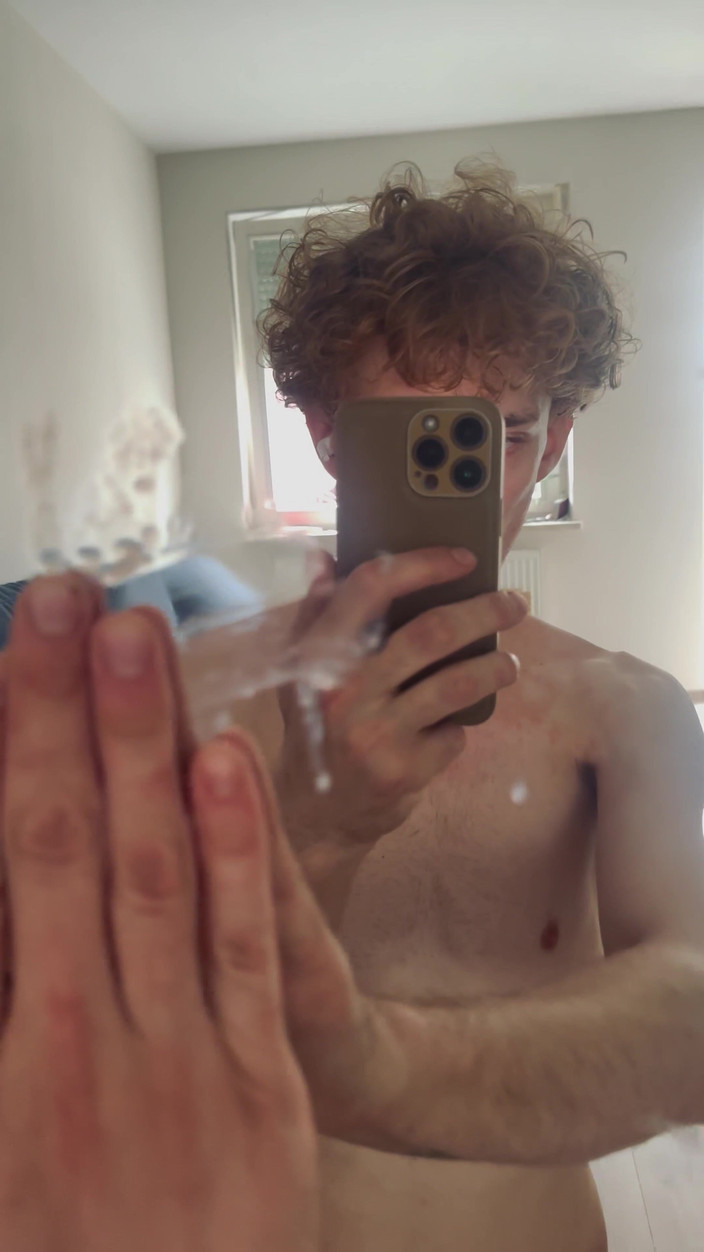 AceKropek: 用镜子上的射精击倒马0