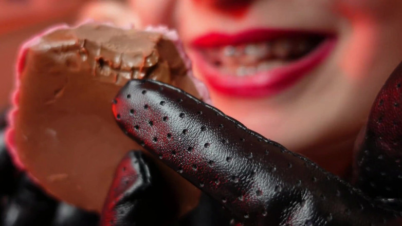 Arya Grander: Asmr Mukbang食品フェチ食べるビデオクローズアップとブレース