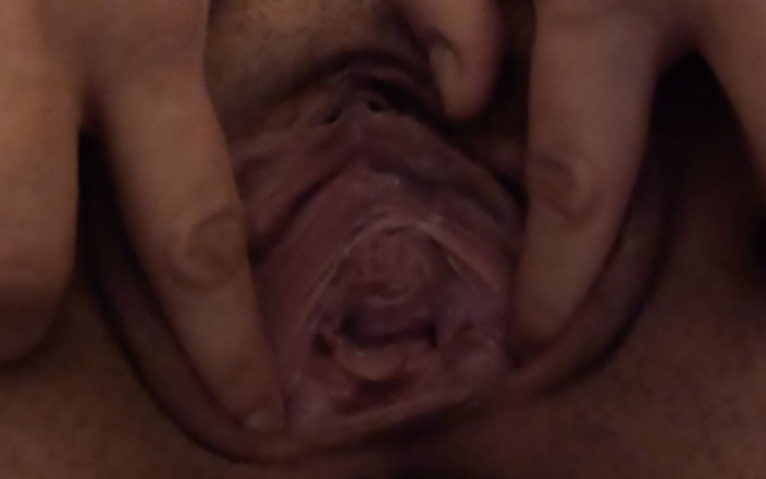 SimplySophie: Roztahování kundičky doširoka