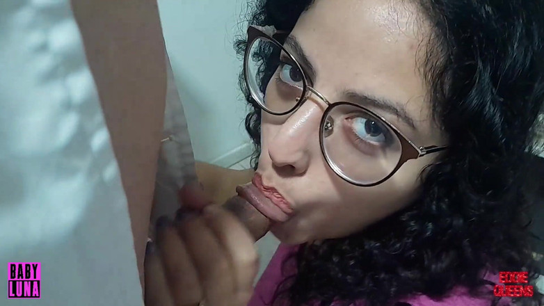 Eddie Queens: Min styvbror är tandläkare ger mig sin läckra köttklubba som ett...