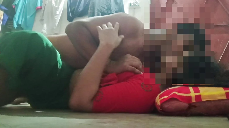 Desisex: Awek remaja Bangladesh panas dikongkek teman lelakinya di rumah