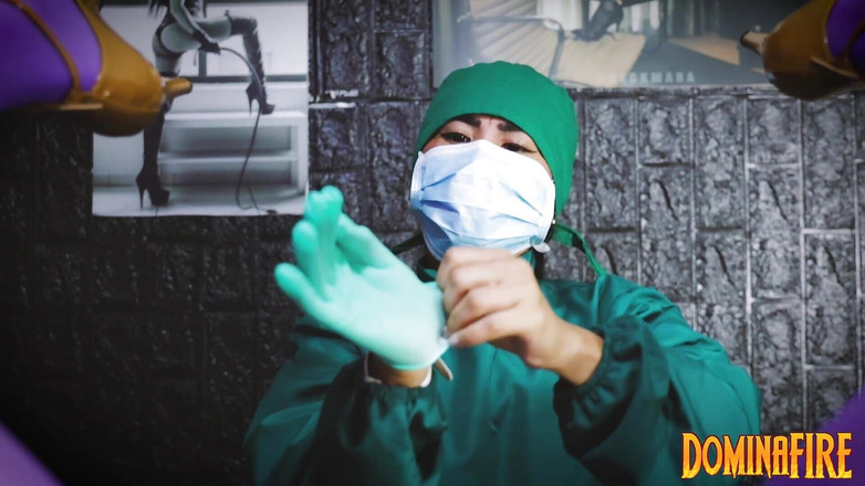 DominaFireOfficial: Dominafire suona la sua sissy di castità