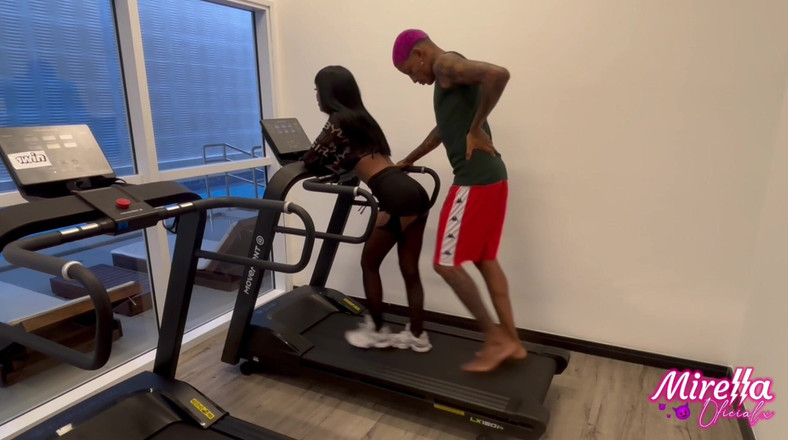 Mirellaoficialx: Já, hubená holka ze Smart Fit