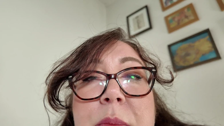 cutejayne: Loving Plump BBW Stepmommy Needs Breeding
