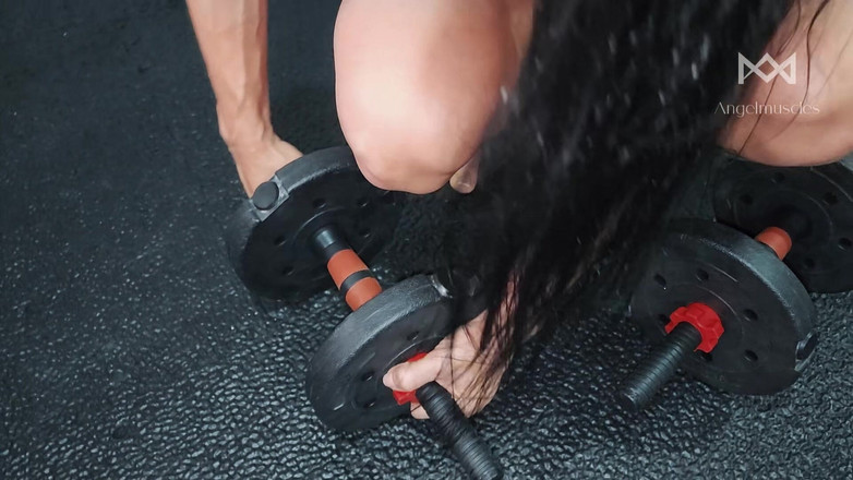 Angelmuscles: Mile Power &amp; Veins ile Biseps Egzersizi