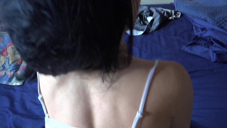 ATK Girlfriends: リナはお尻にあなたのチンポを感じて目を覚まし、すぐにスイッチを入れます