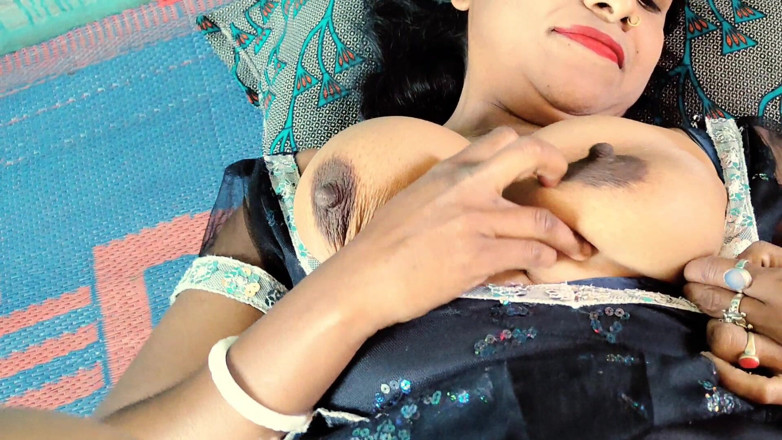 Rohi Roy: Adik tiri besar saya marah, kami berkongsi katil bujang, malam...