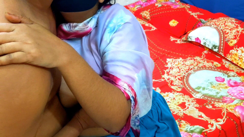 Heartpoint: Desi fru knullar i huset