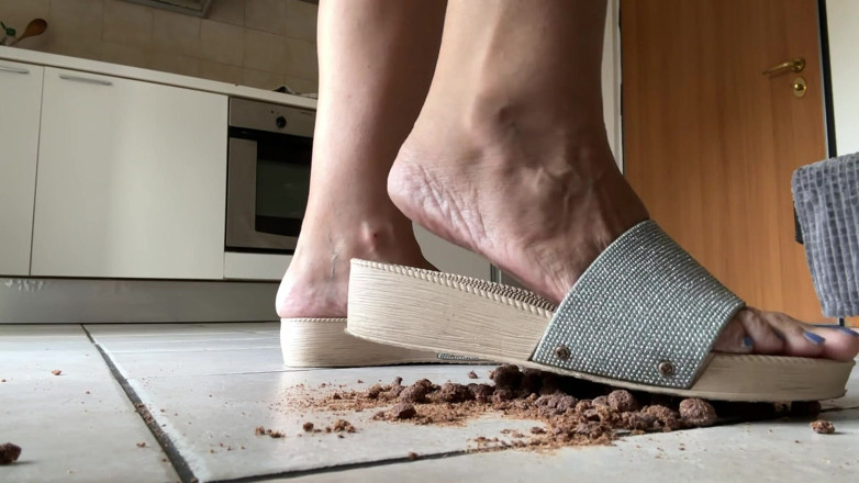 Bergami Melissa: Aplastao tus bolas inútiles