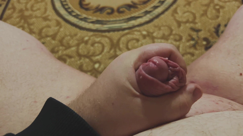Makssssimus: Small a Lot of Cum, Cumshot