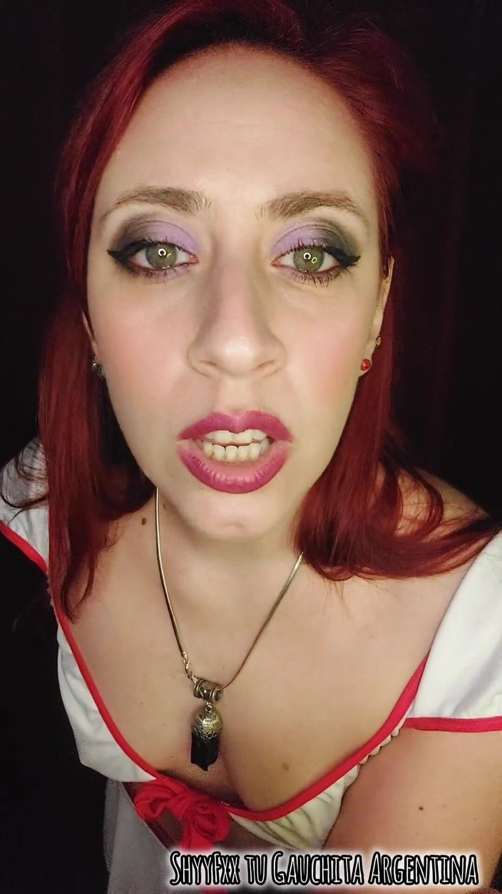 Tu Gauchita Argentina: Ateşli üvey kız kardeşin senin için seksi kostümler deniyor! 31 talimatı Arjantin