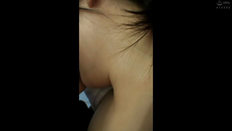 Raptor Inc: Hangisi daha erotik? Deneyimsiz amatör akıllı telefon videosu?