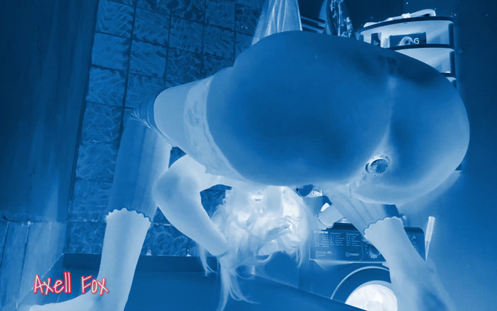 Axell Fox: Drenaje De Esperma 8. Francesa MILF Drena Semen En Cuarto De...