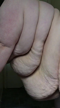 SSBBW Giant Belly Clapping Video