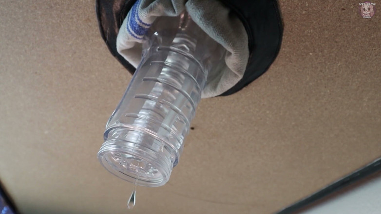 WetZemu: Hands Free Fleshlight Fuck on Table