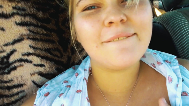 LizAngel: My favorite pussy play
