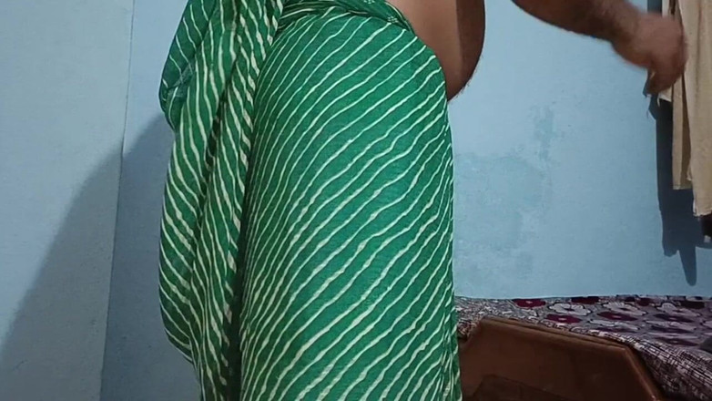 LovedSunsine1990: Oblékl jsem se svoji manželku.