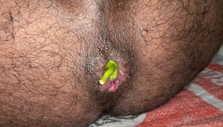 Simpal: Ragazzo sexy mostra il cazzo