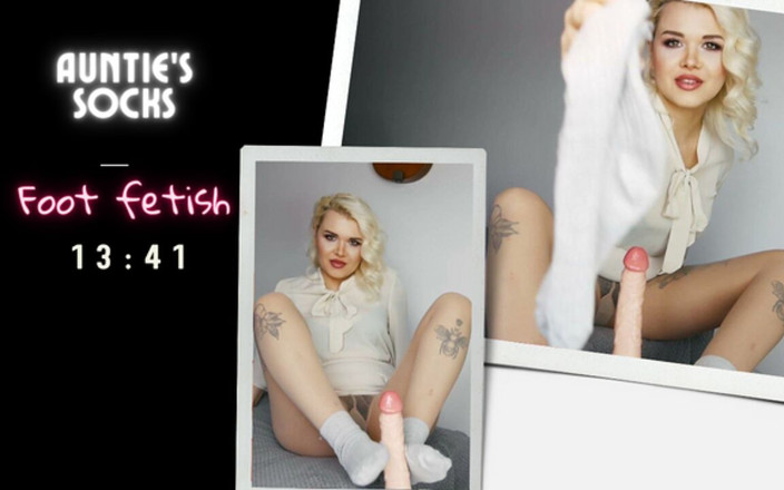 Marlene Moore: सौतेली मम्मी के मोज़े. पैरों वाली कामुकता, पैरों से चुदाई, लंड हिलाने के निर्देश