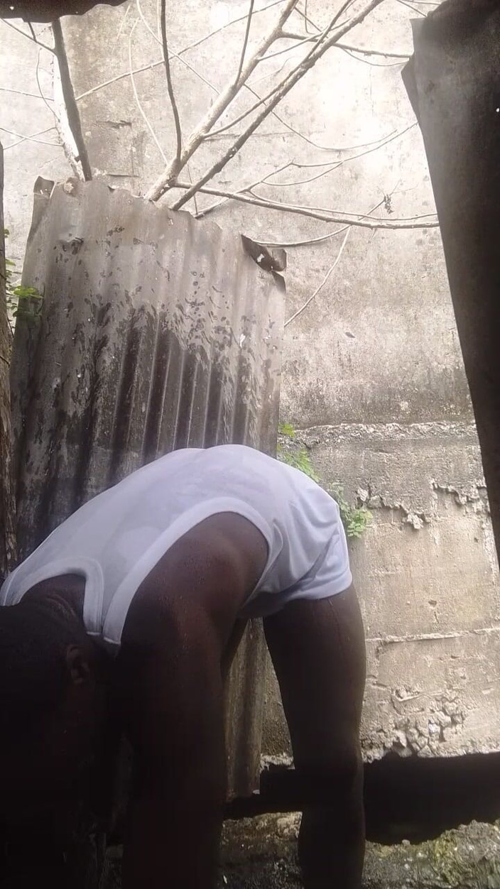 solomonnaija: Je touche ma bite