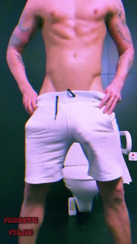I Couldn't Hide My Huge Bulge at the Gym