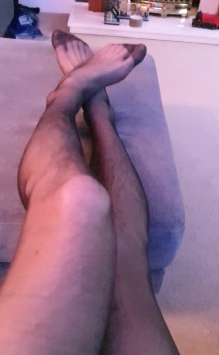 JessicaXD: Fully fashioned stockings are so sensual, could do this all...