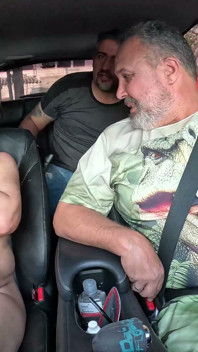 Alex Ferraz Levou a Sogra Para Carona E Leva Rola Dos Dois E Acaba Em DP - Mya MILF
