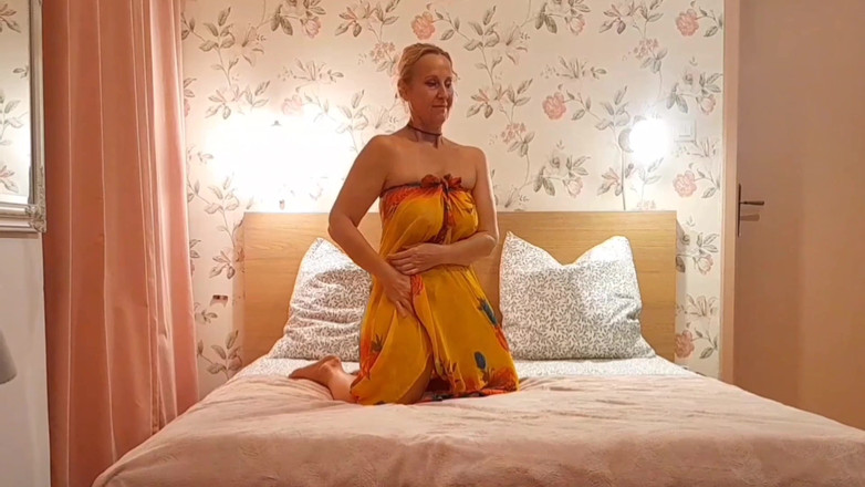 Selena701: Nghiệp dư tóc vàng trưởng thành vợ thích trò chơi...