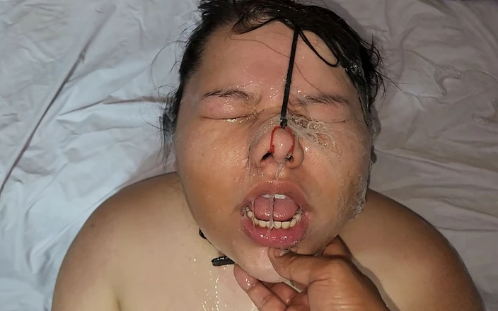 Sado Hentai: Minha razão para existir é ser sodomizada e humilhada