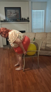Blooper Big Beauty Nurse Vicki Try's to Pop Balloon with Ass but It Doesnt Work!
