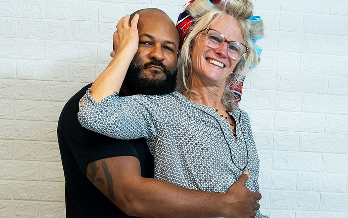 Only Taboo: Nenek 67 tahun dientot tinju kasar sampai muncrat