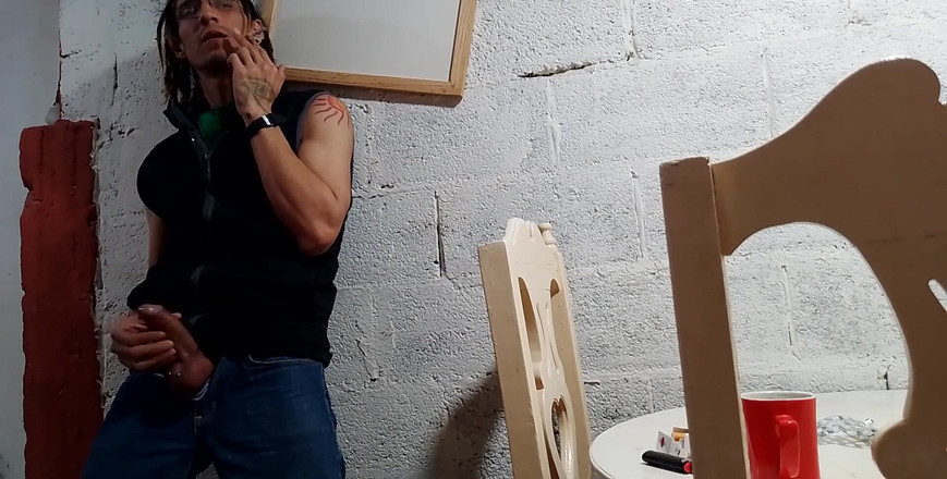 Raba erre elle: Raba Erre Artist rozgrzewa swoją pracę