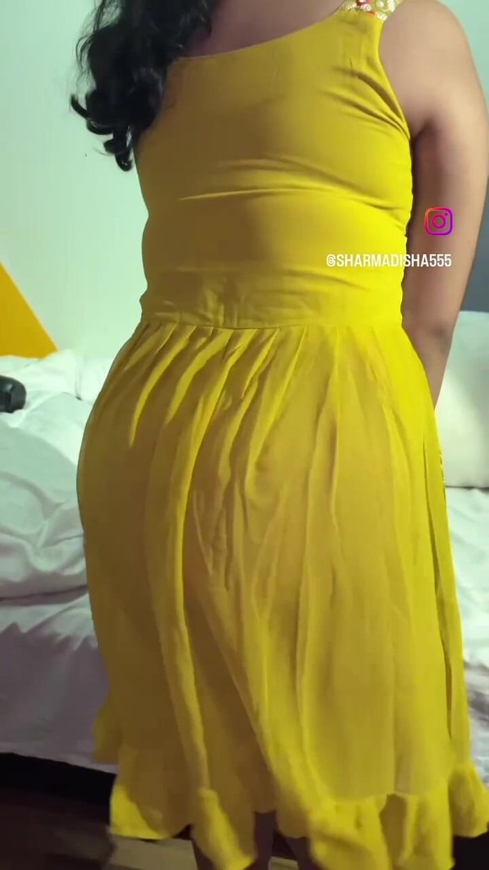 Disha sharma: Sexy zadek nové spolužáka