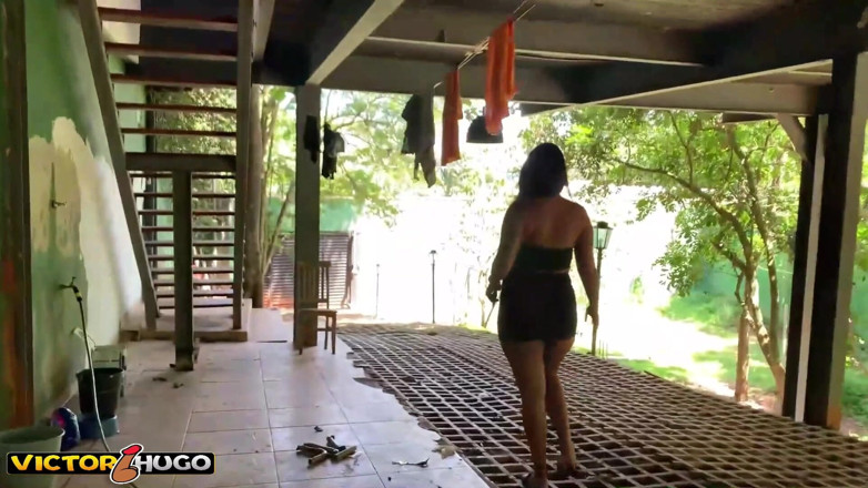 VictorHugo: I went to work at the hottie's house