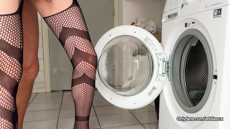 eddiexcxc: エッチな年配の男性のためのランドリーサービス