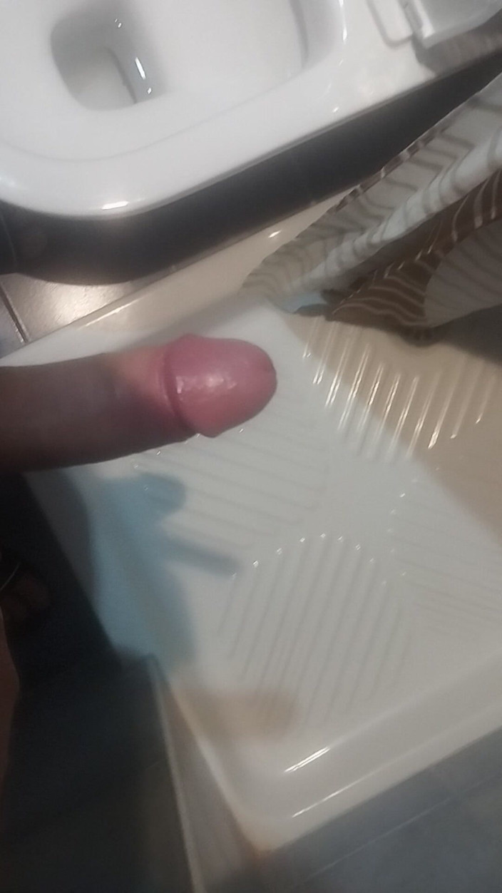 Bayer911: Bayer se masturbando no chuveiro