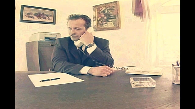 My Dirty Family: Secretaria rubia sexy follada en la oficina por el jefe...