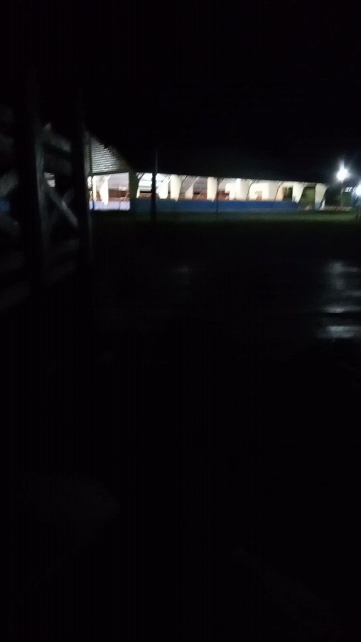 Giarlem slv: 在黎明撸管