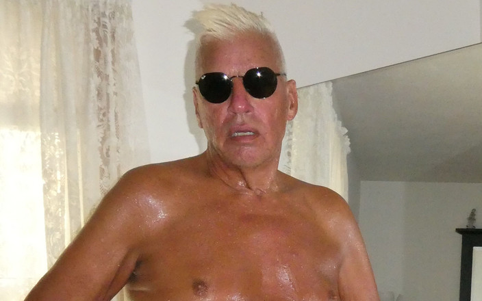 Jack Ready: Gay péro a sperma.